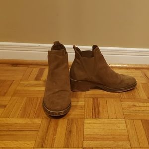 European suede brown boots